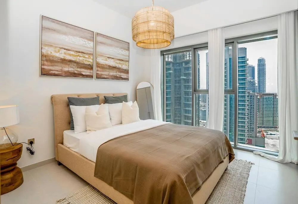 Furnished 1Br At Heart Of Dubai Downtown Apartment